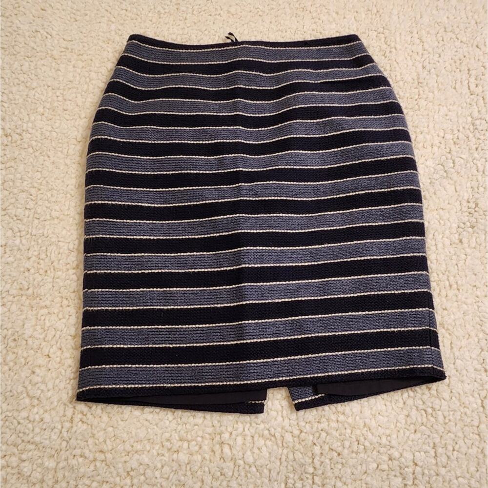 Loft curvy blue tone cotton blend striped pencil skirt size 10